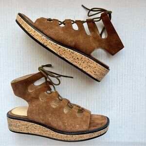Bettye Bueller Brown Suede Gladiator Cork Heel Sandals Women 6 Casual Boho Laces